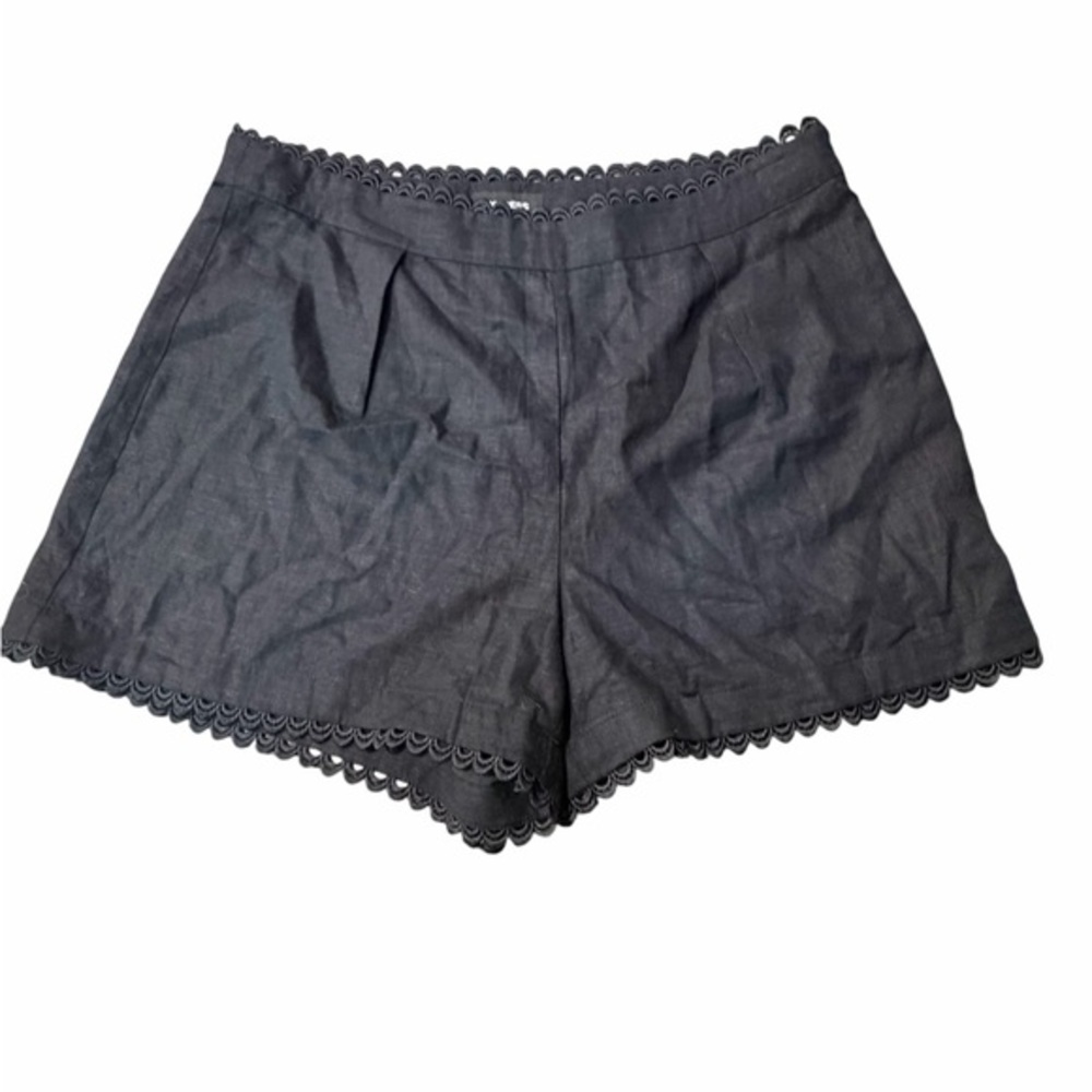 Express Black High-Waist Scalloped Hem Shorts. Hardly Worn